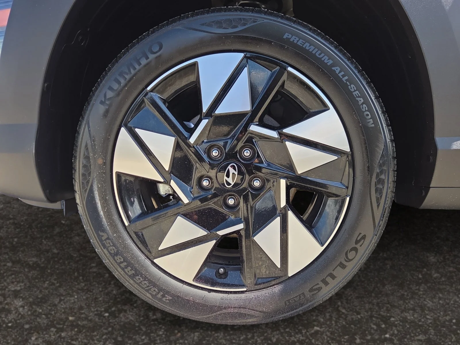 Certified Used 2025 Gray Hyundai SEL image 14