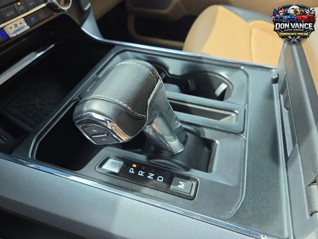 Used 2023 White Ford Lariat image 23