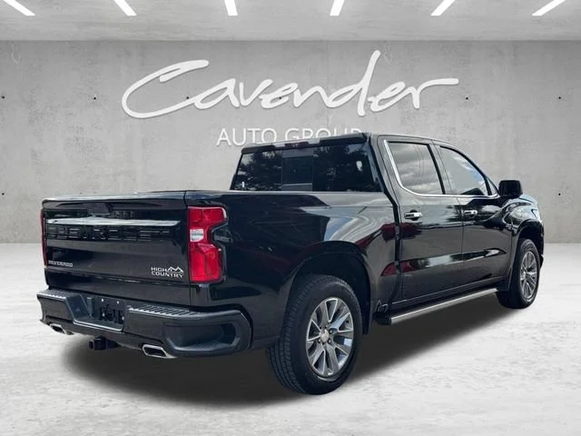 Used 2020 Black Chevrolet High Country image 17