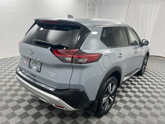 Used 2023 Boulder Gray Pearl Nissan Platinum image 5