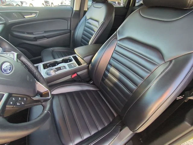 Used 2024 Gray Ford SEL image 21