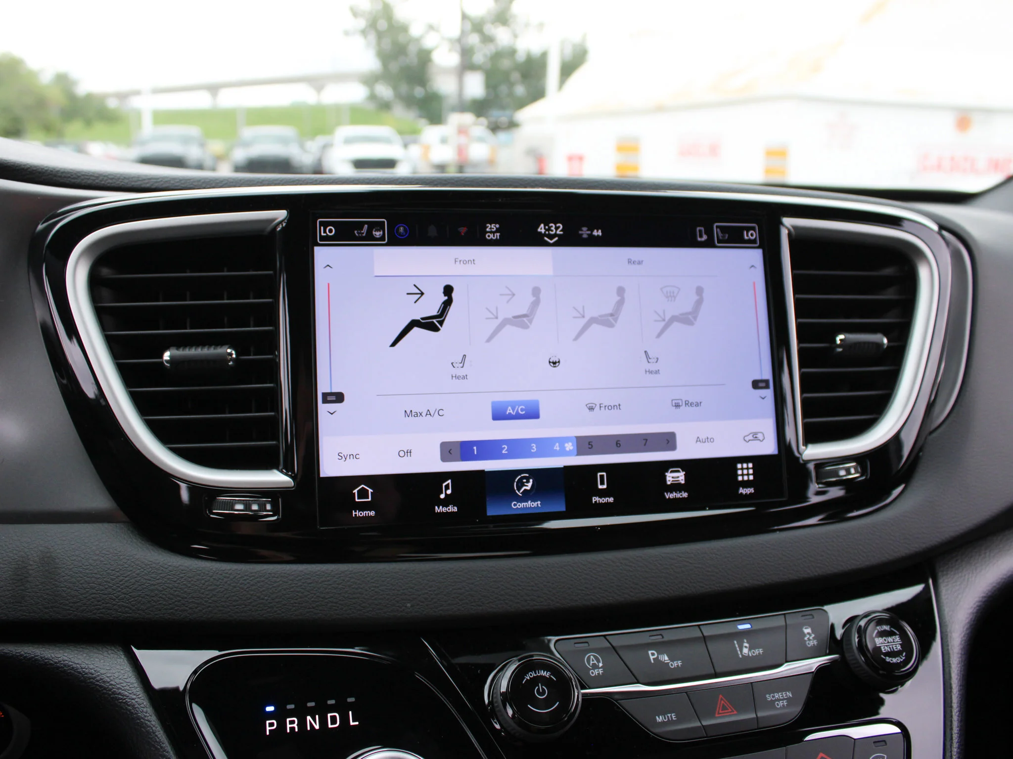 Used 2025 Black Chrysler SXT*, Heated Leather, Remote Start, Lane Departure Warning image 19