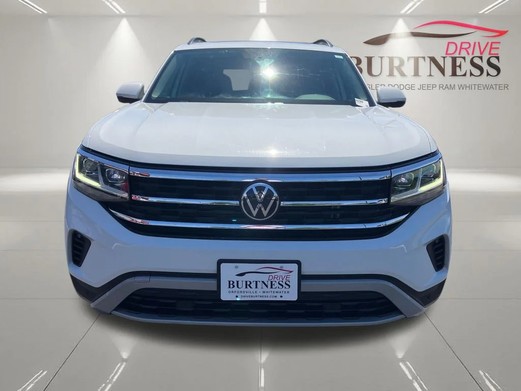 Used 2023 White Volkswagen 2.0T SE w/Technology image 3