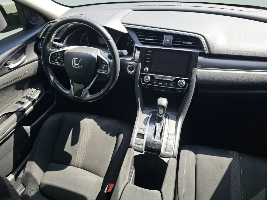 Used 2019 Platinum White Pearl Honda EX image 29