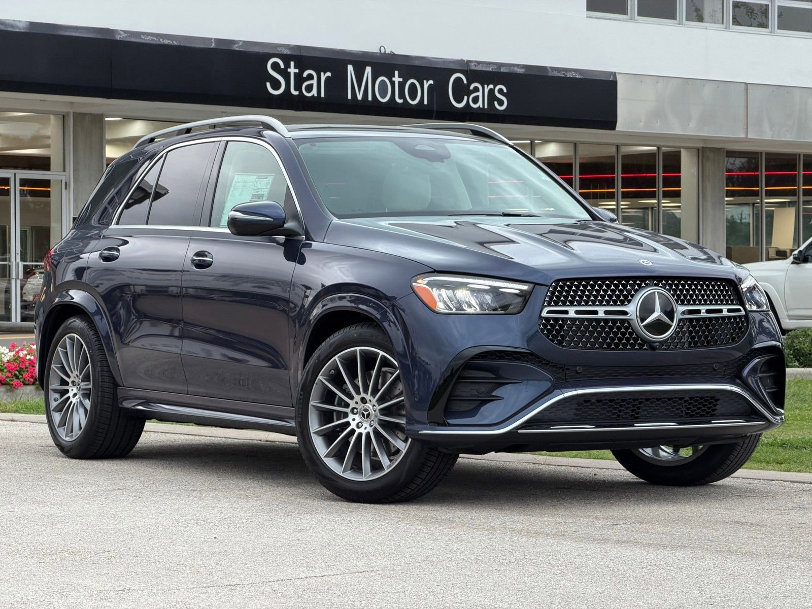 New 2026 Twilight Blue Metallic Mercedes-Benz GLE 450 image 25