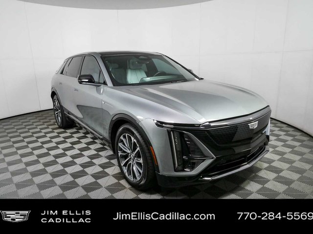 2024 Cadillac LYRIQ Sport 2