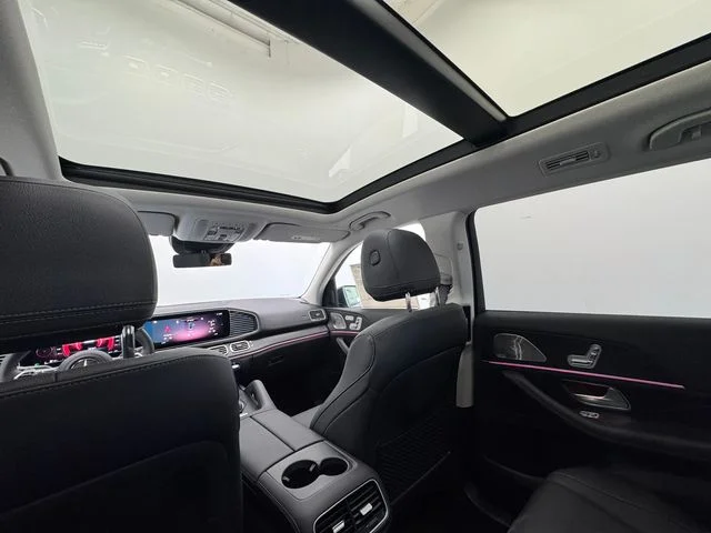 New 2026 MANUFAKTUR Alpine Gray Mercedes-Benz GLS 450 image 37