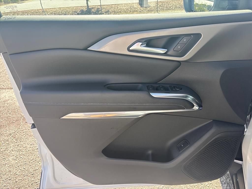 New 2026 Summit White Chevrolet LT image 8