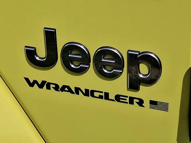 Used 2023 Yellow Jeep Sahara image 22