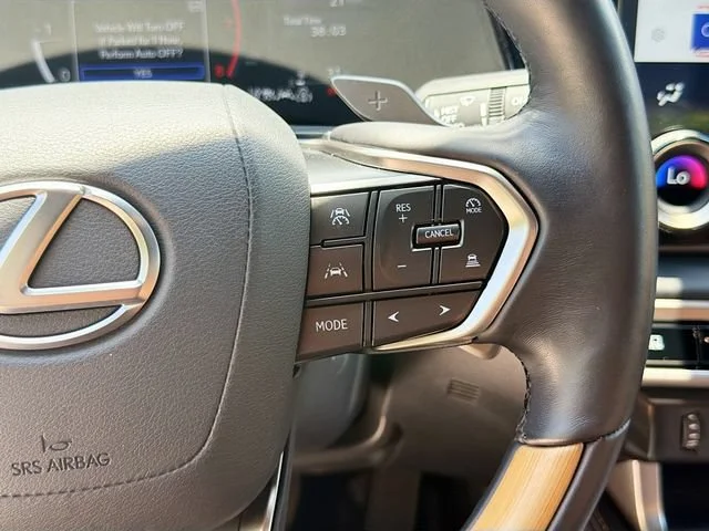 Certified Used 2025 White Pearl Lexus RX 350 Premium image 40