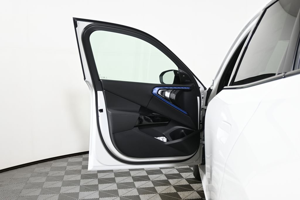 New 2026 Alpine White BMW M50 xDrive image 28