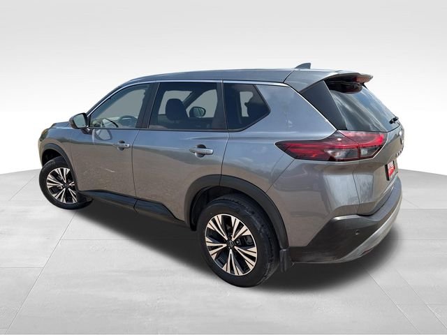 Used 2023 Gray Nissan SV image 6