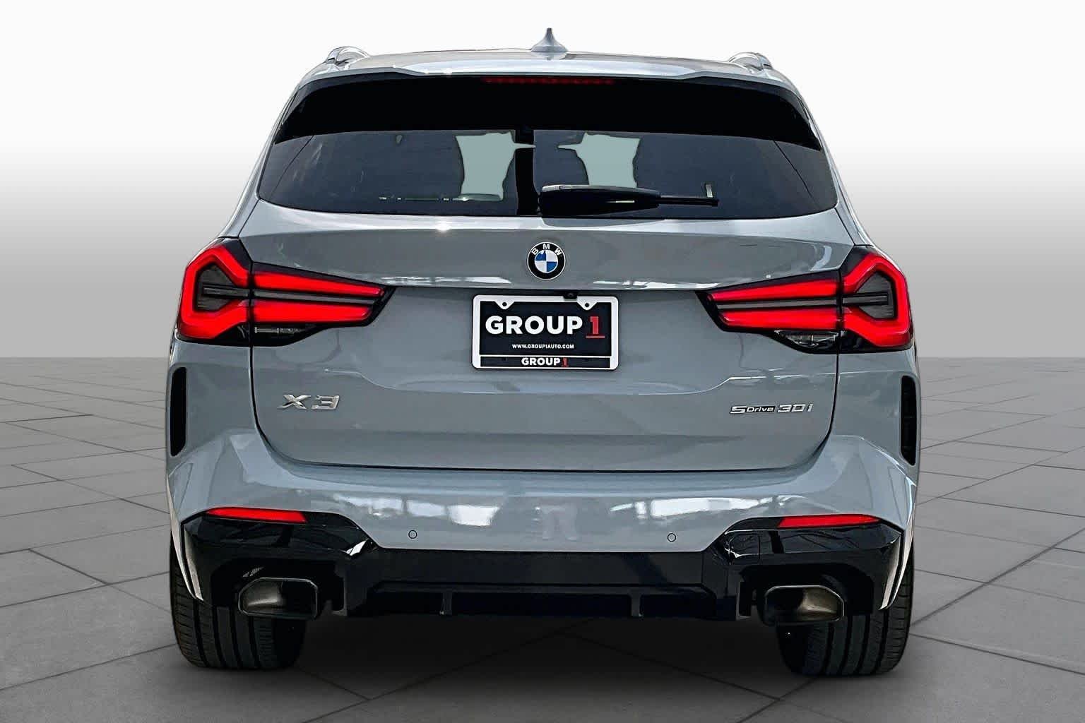 Used 2023 Brooklyn Grey Metallic BMW sDrive30i image 5