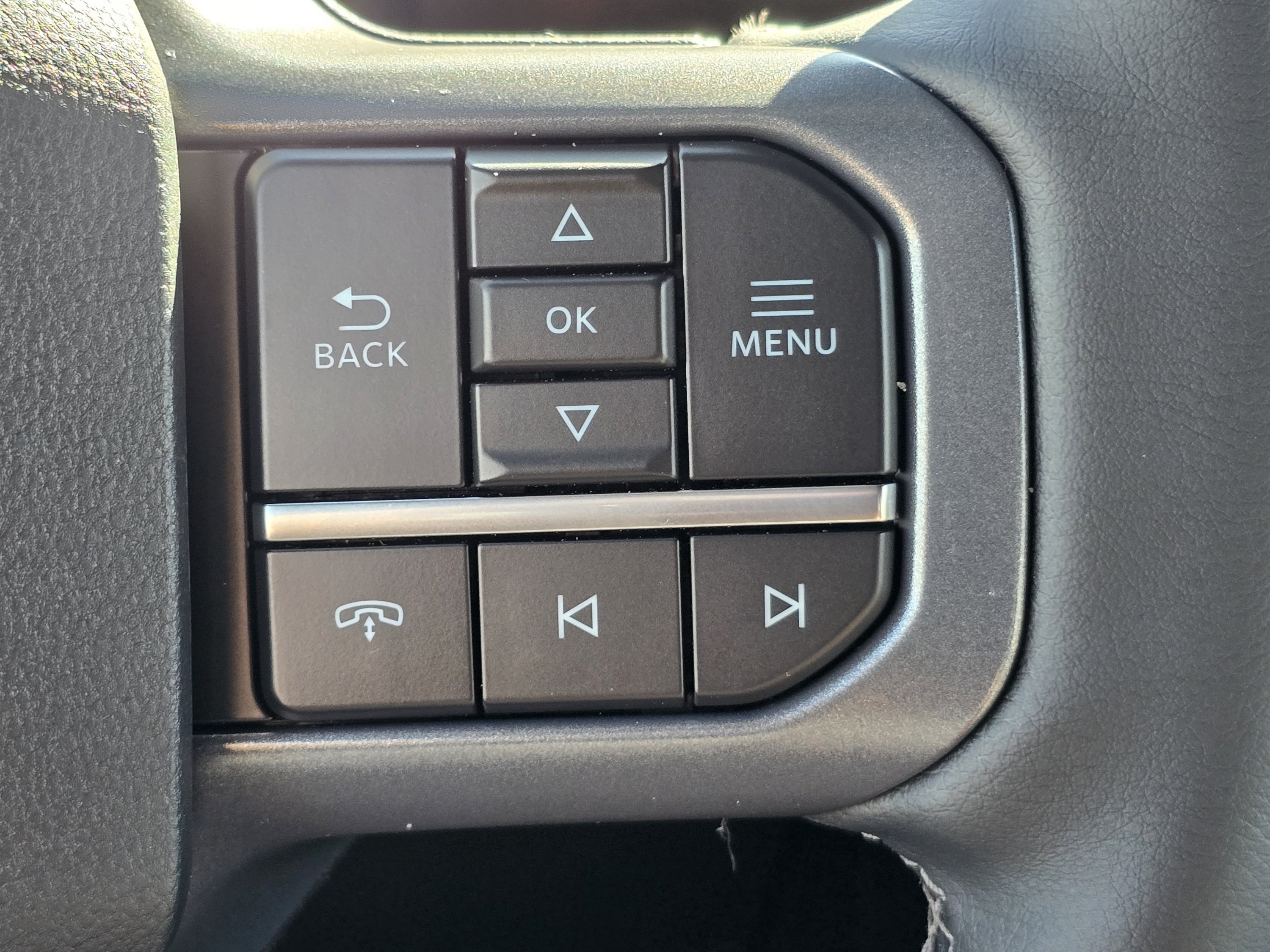 New 2026 Iconic Silver Metallic Ford LARIAT image 19