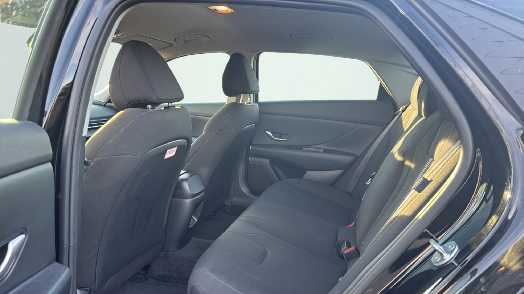 Used 2026 Black Hyundai Blue image 13