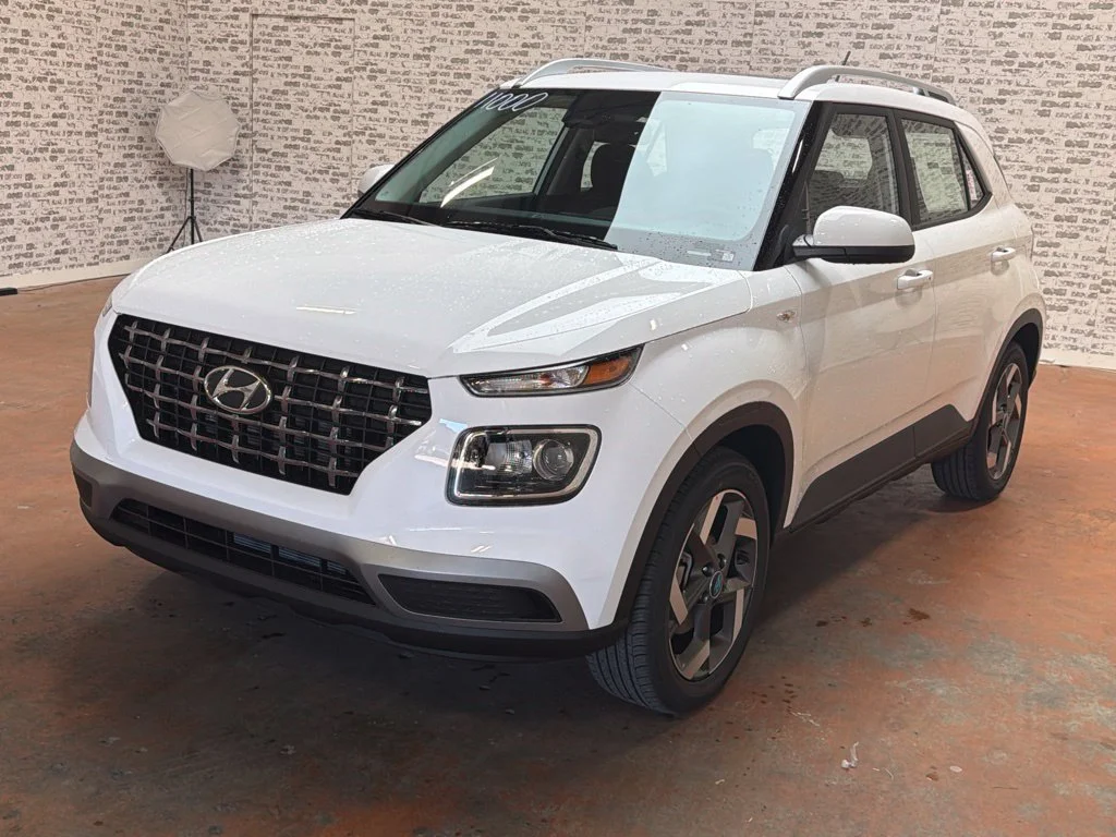 New 2026 Lunar White Hyundai SEL image 3