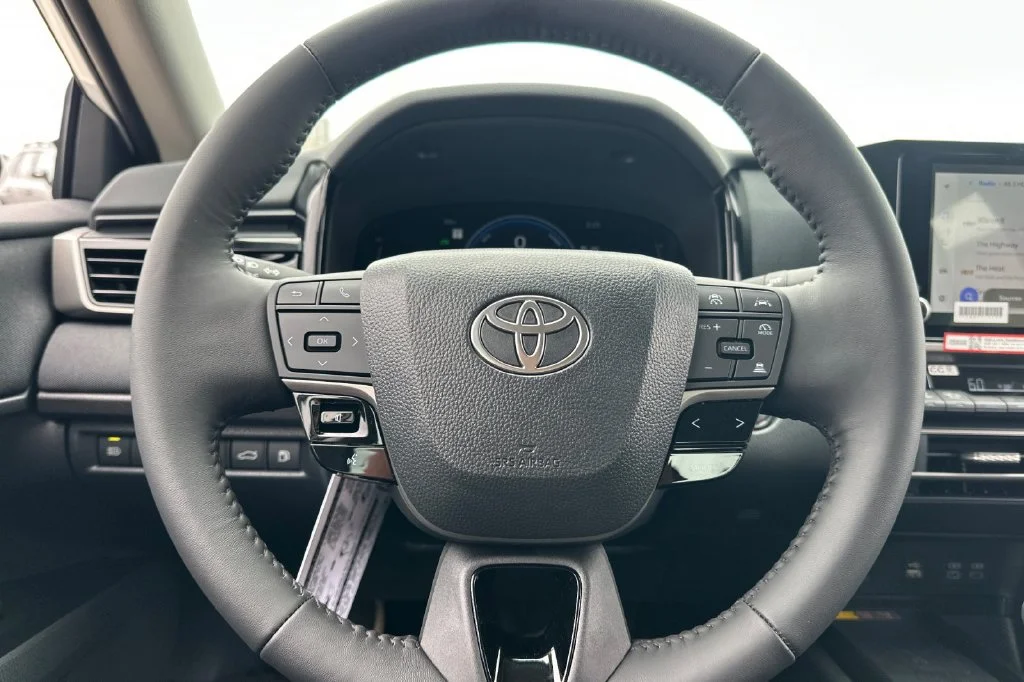 New 2026 Underground Toyota  LE image 24