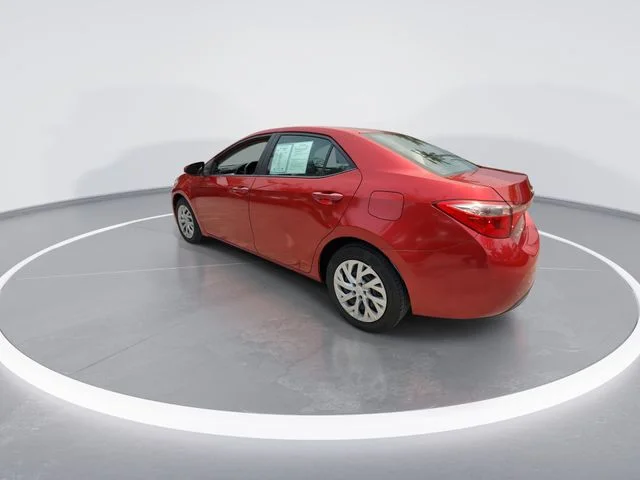 2019 Toyota Corolla LE - Photo 6