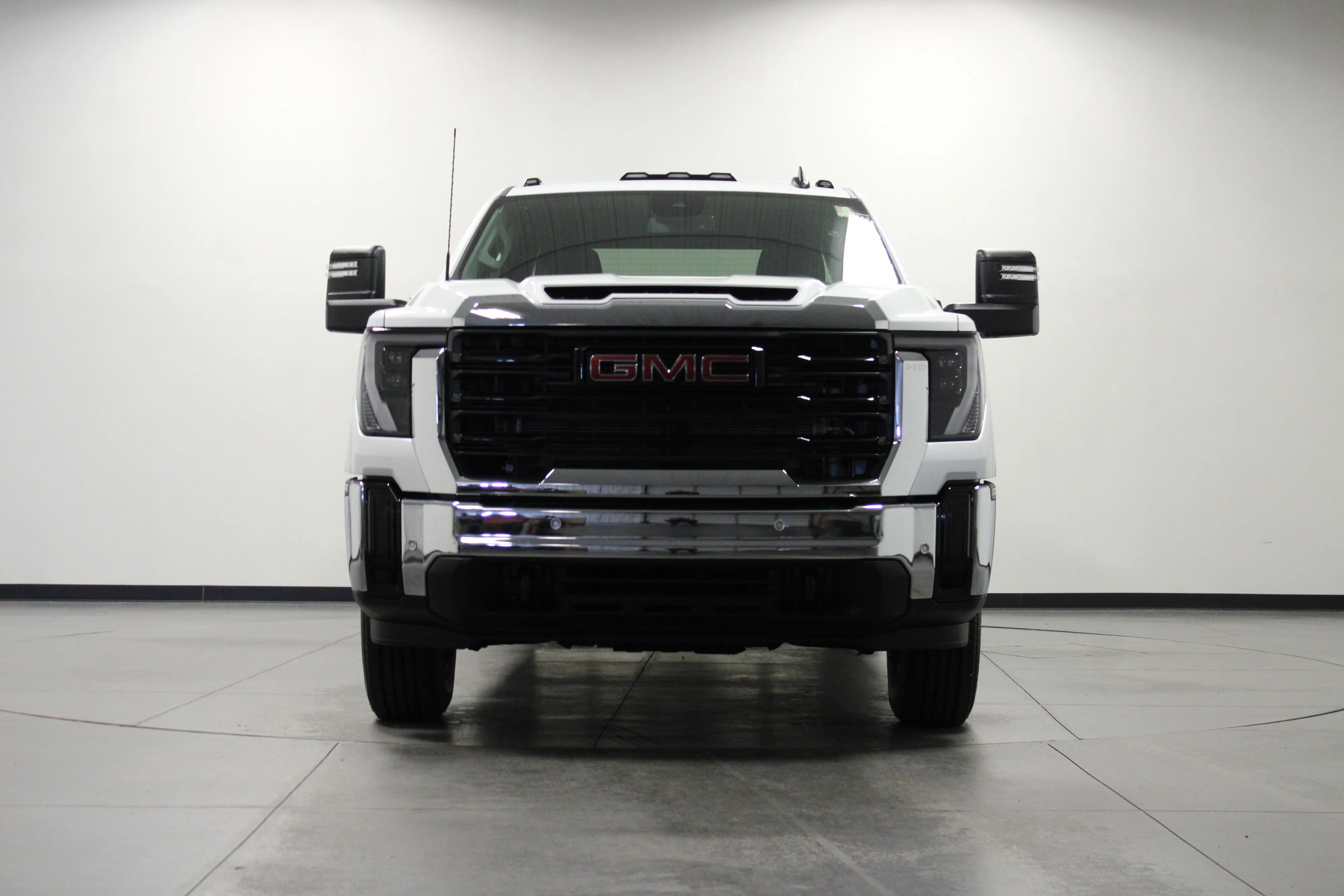 New 2026 Summit White GMC Pro image 9