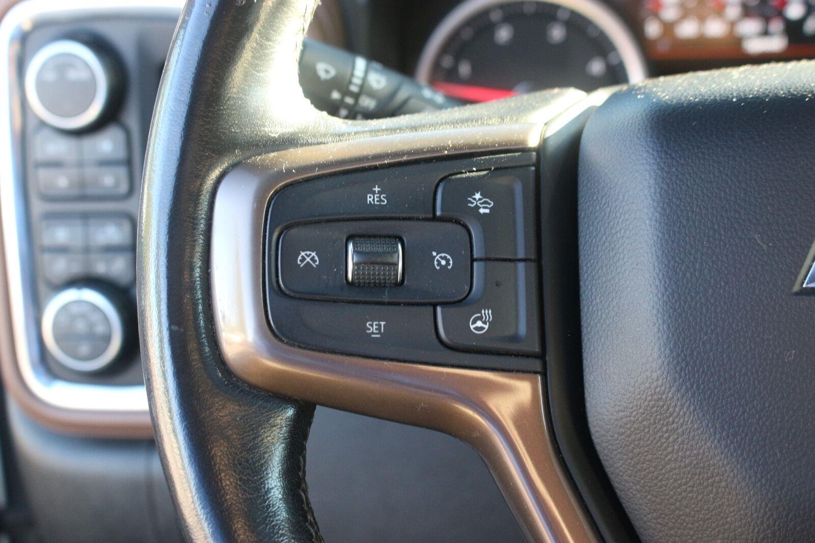 Used 2021 SUMMIT WHITE Chevrolet High Country image 22