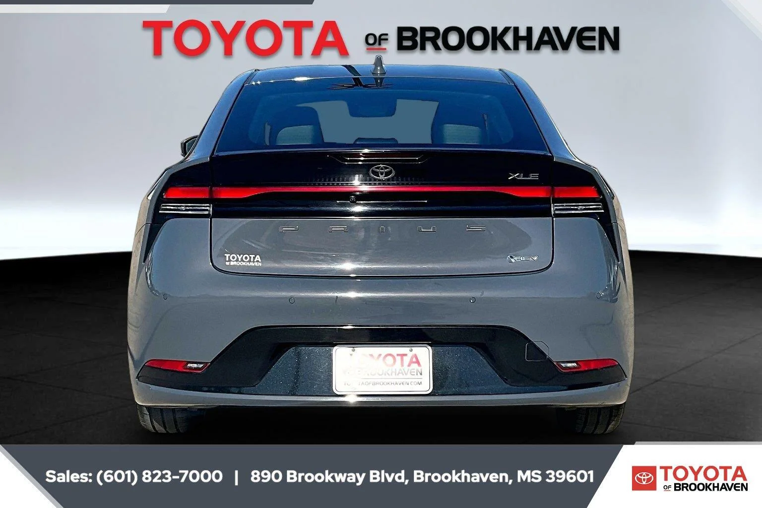 Used 2023 Guardian Gray Toyota XLE image 4