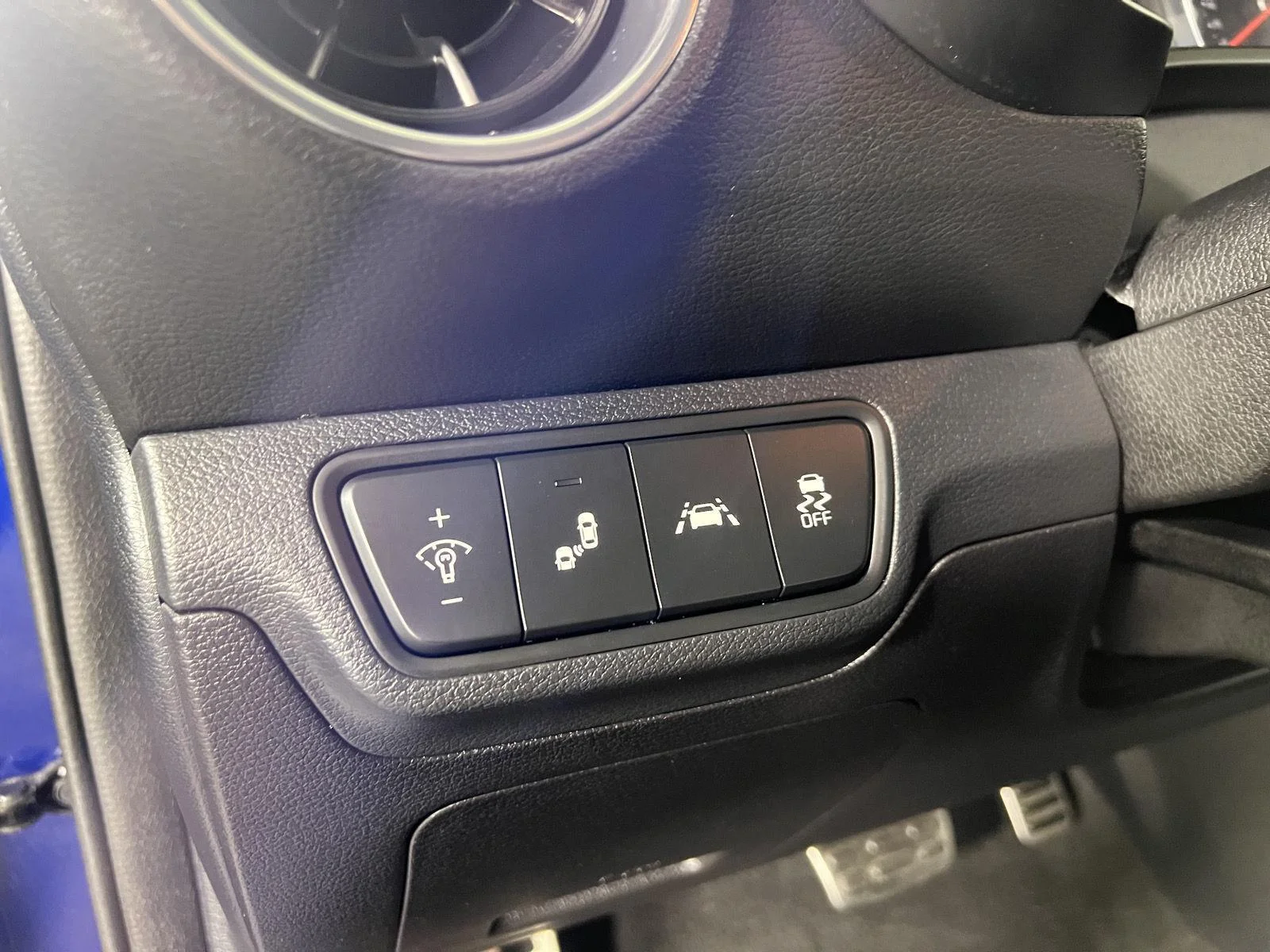 Used 2020 Bl Kia GT-Line image 15