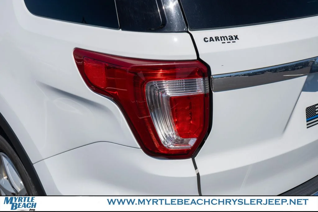 Used 2018 Oxford White Ford XLT image 11