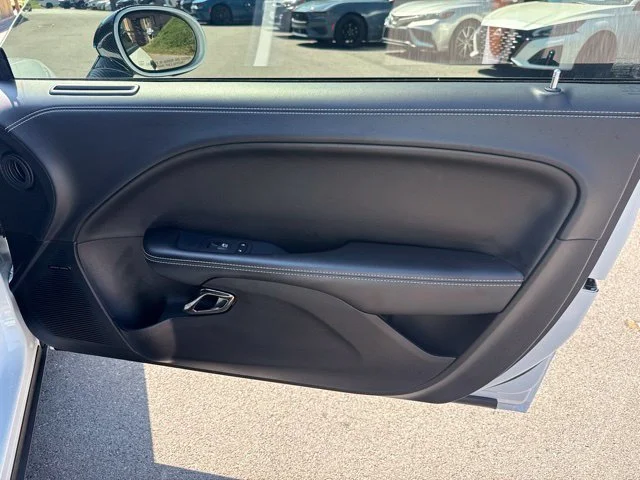 Used 2023 White Dodge SRT Hellcat Jailbreak image 10