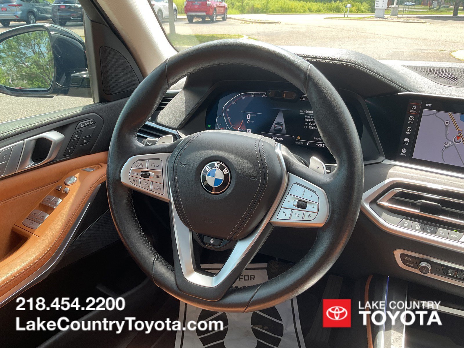 Used 2022 Black BMW xDrive40i image 22