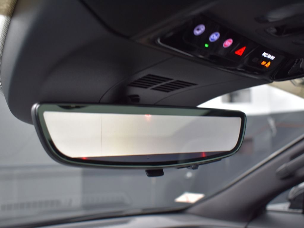 2024 CADILLAC LYRIQ - Image 18