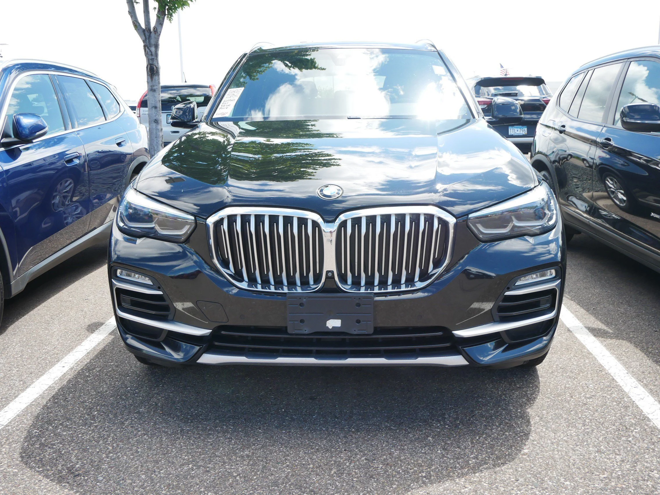 Used 2020 BMW X5 40i with VIN 5UXCR6C03LLL75948 for sale in Brooklyn Center, Minnesota