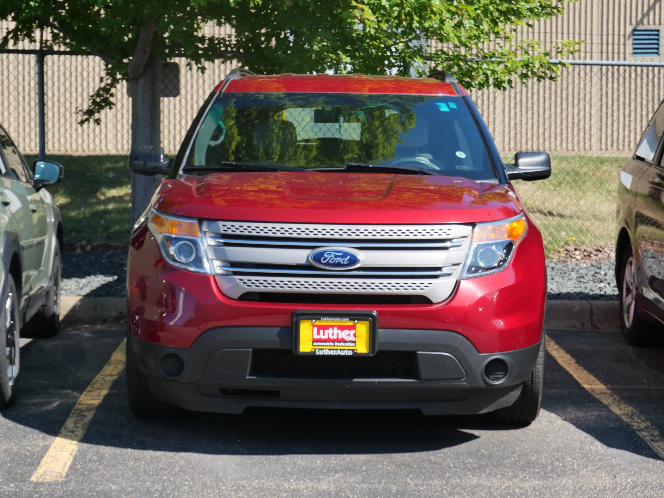 Used 2013 Ruby Red Metallic Tinted Clearcoat Ford Base image 2