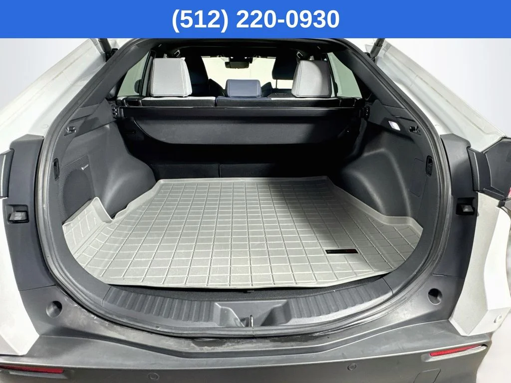 Used 2023 White Subaru Touring image 32