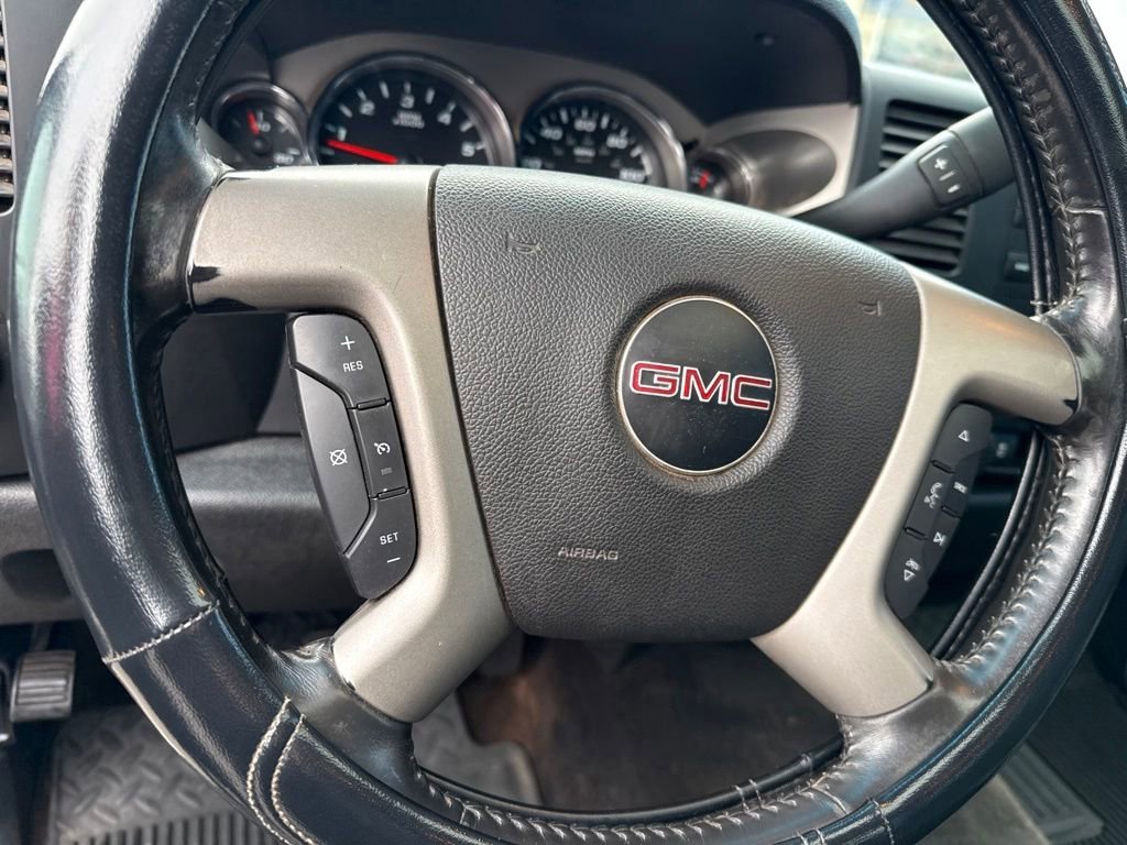 Used 2013 Stealth Gray Metallic GMC SLE image 21