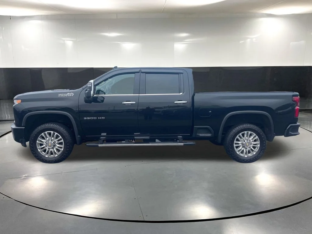 Certified Used 2022 Black Chevrolet High Country image 7