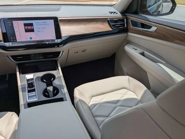 New 2026 Black Volkswagen 2.0T SE image 20
