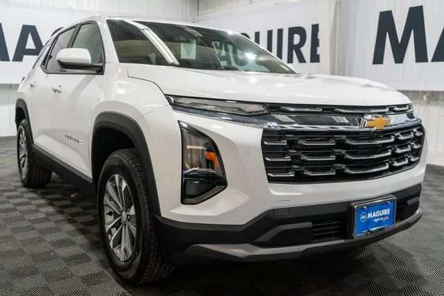 New 2027 Summit White Chevrolet LT image 4