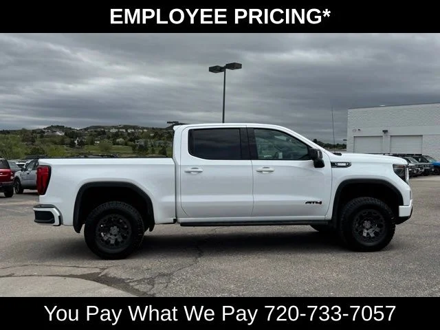Used 2024 White GMC AT4 image 7