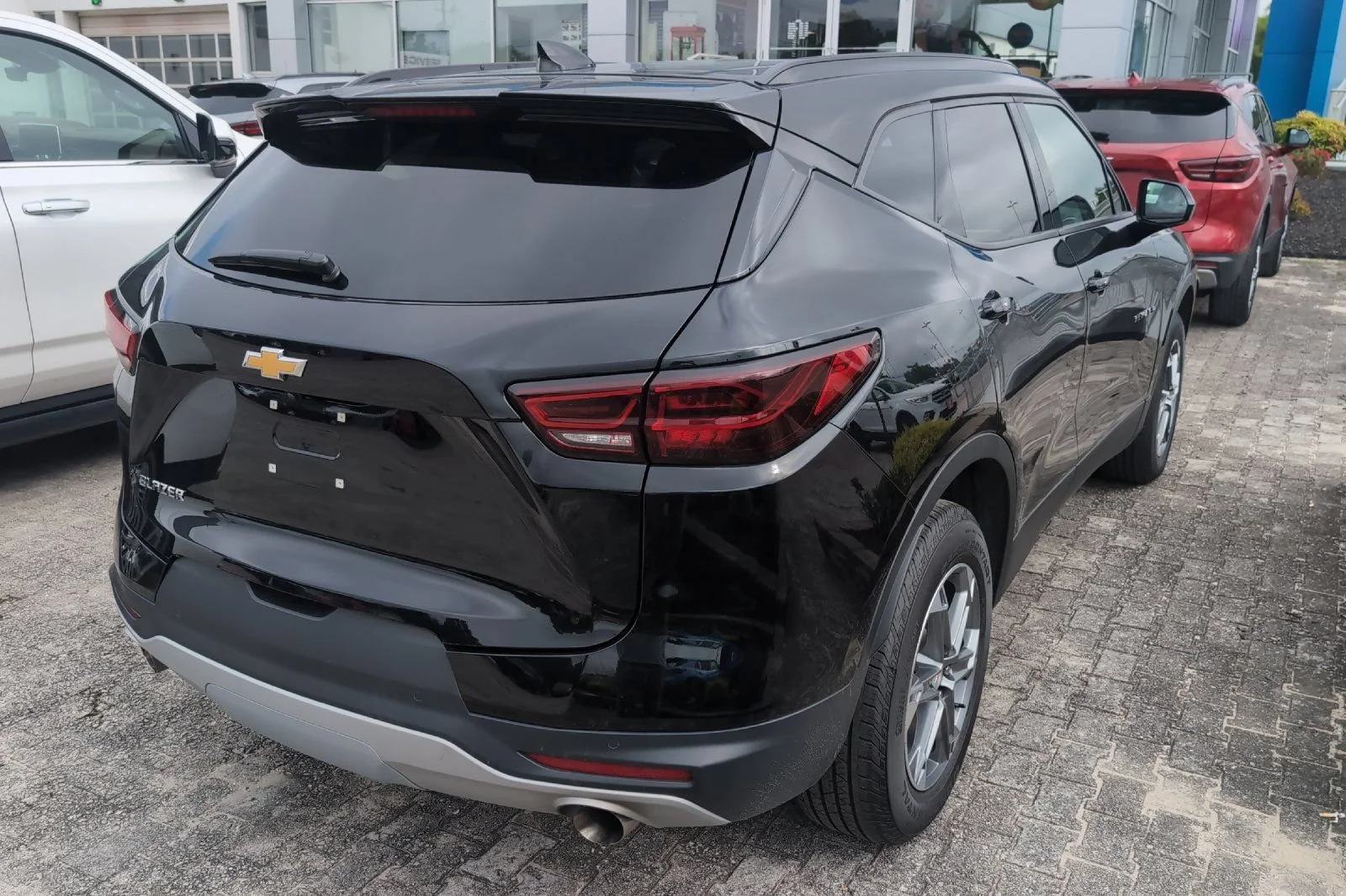 Used 2024 Black Chevrolet 2LT image 5
