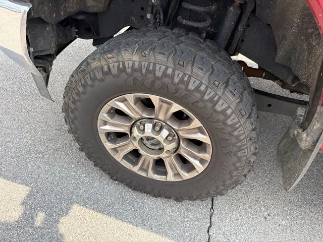 Used 2019 Red Ford XLT image 7