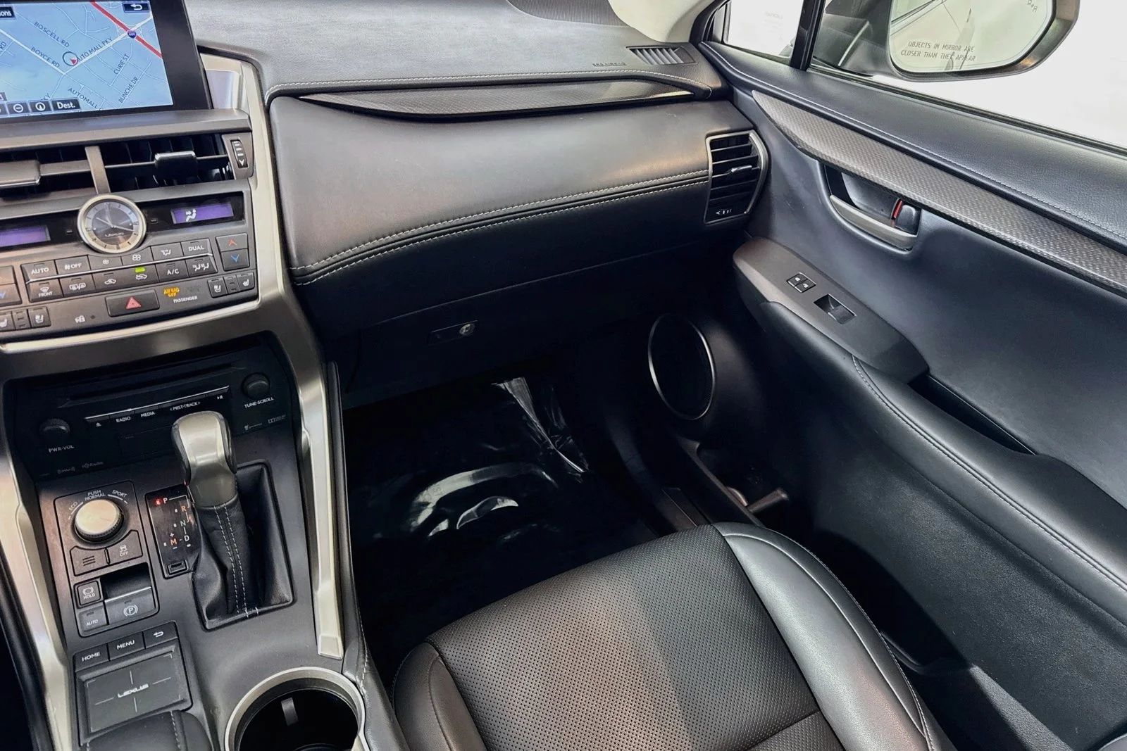 Used 2015 Eminent White Pearl Lexus  image 22