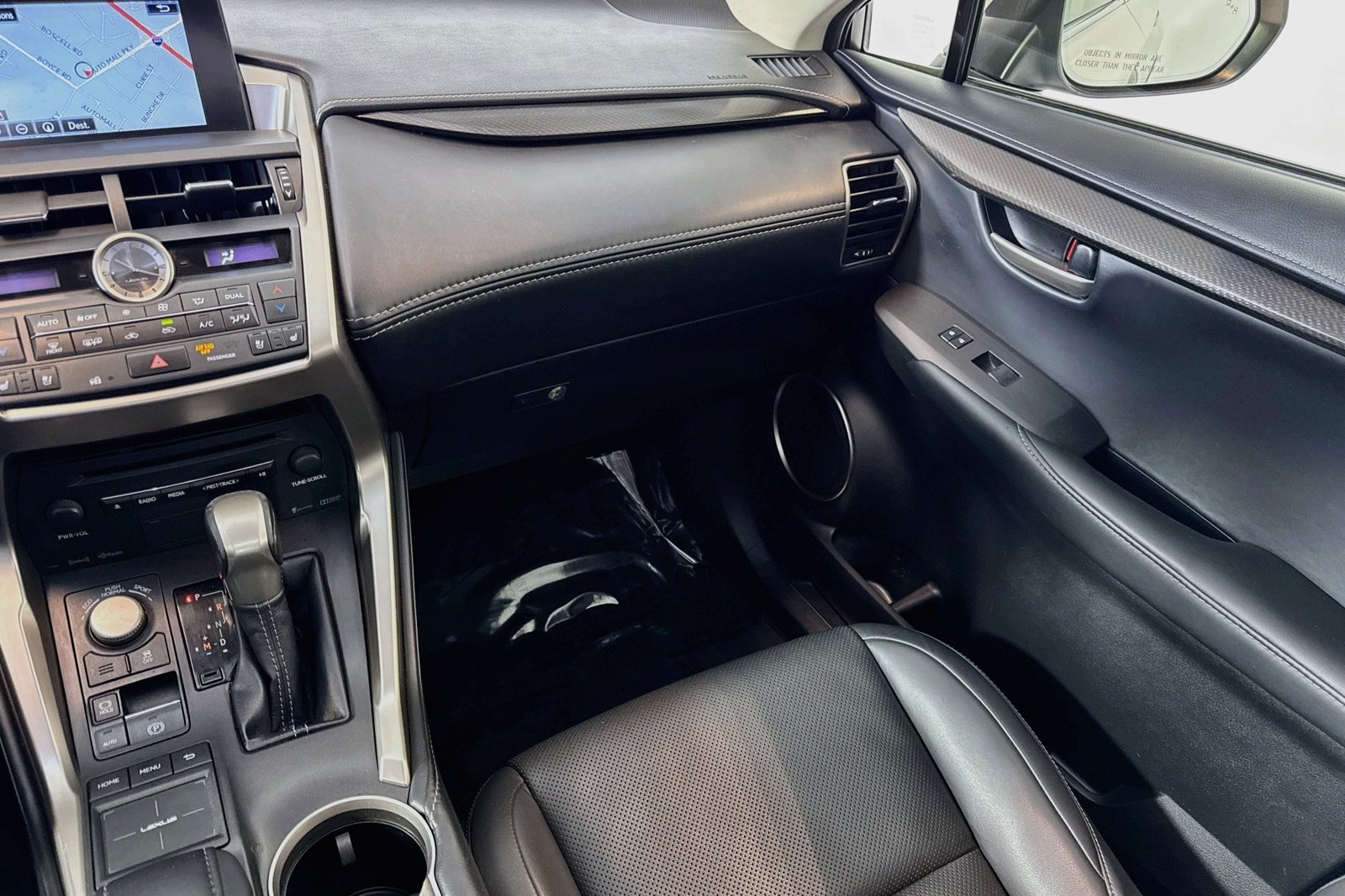 Used 2015 Eminent White Pearl Lexus  image 22
