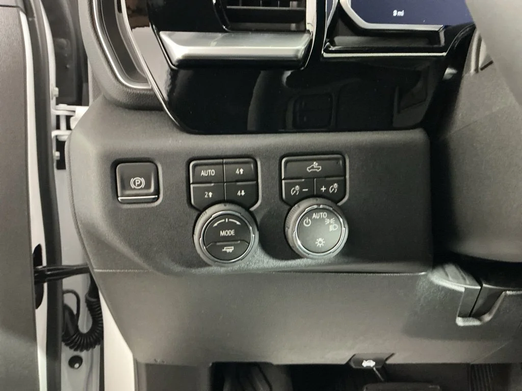 2026 Chevrolet Silverado 1500 LT - Photo 11