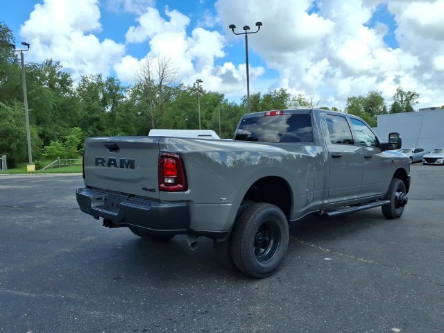 New 2027 Ceramic Gray Clear-Coat Exterior Paint RAM Tradesman image 7