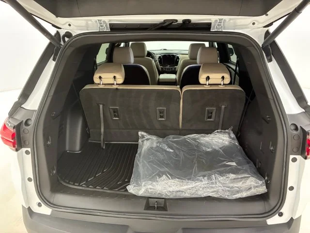 Used 2022 White Chevrolet LT Leather image 17