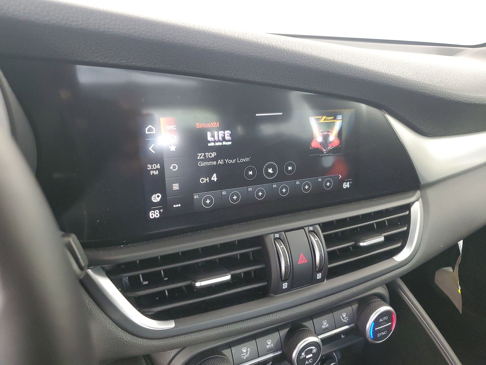 2024 Alfa Romeo Giulia Ti - Photo 38