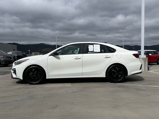 Used 2020 Clear White Kia LXS image 8