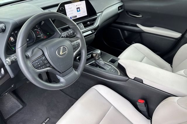 Used 2023 Silver Lexus 250h Base image 12