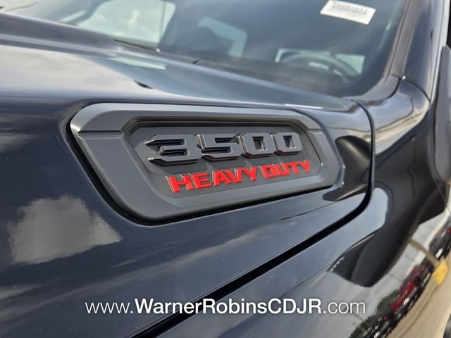 New 2026 Diamond Black Crystal Pearl-Coat Exterior Paint RAM Big Horn image 18