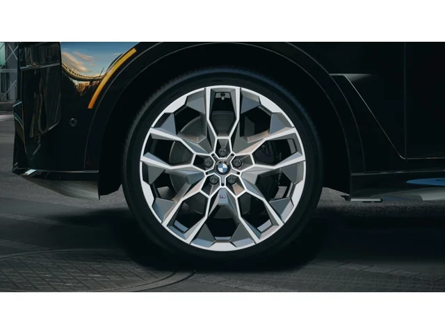 New 2027 Black Sapphire Metallic BMW  image 7